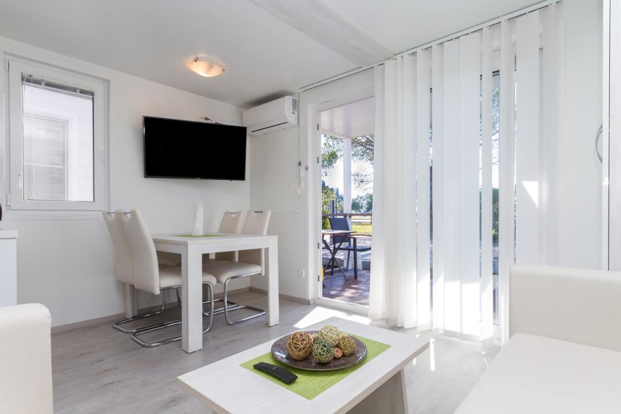 Bamboo Floating House Portoroz Apartamento Exterior foto