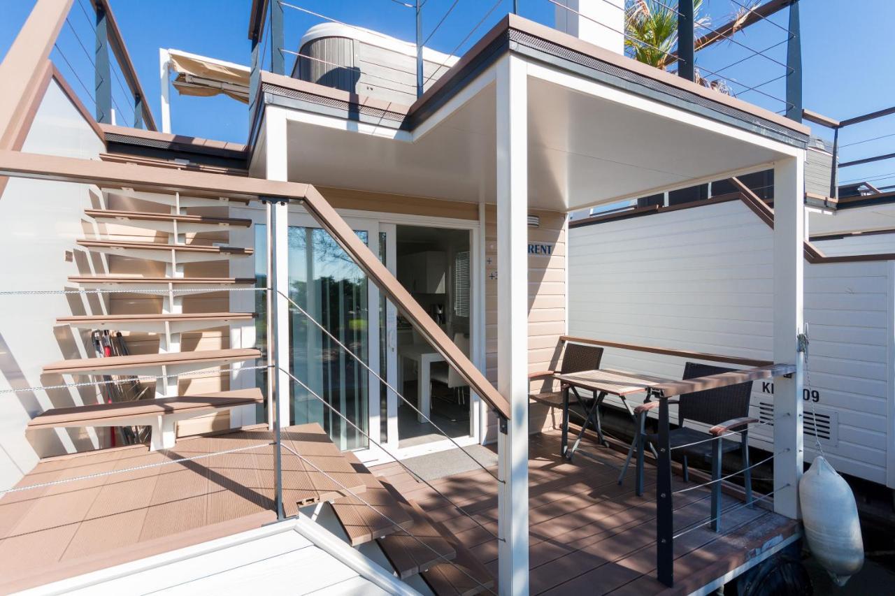 Bamboo Floating House Portoroz Apartamento Exterior foto